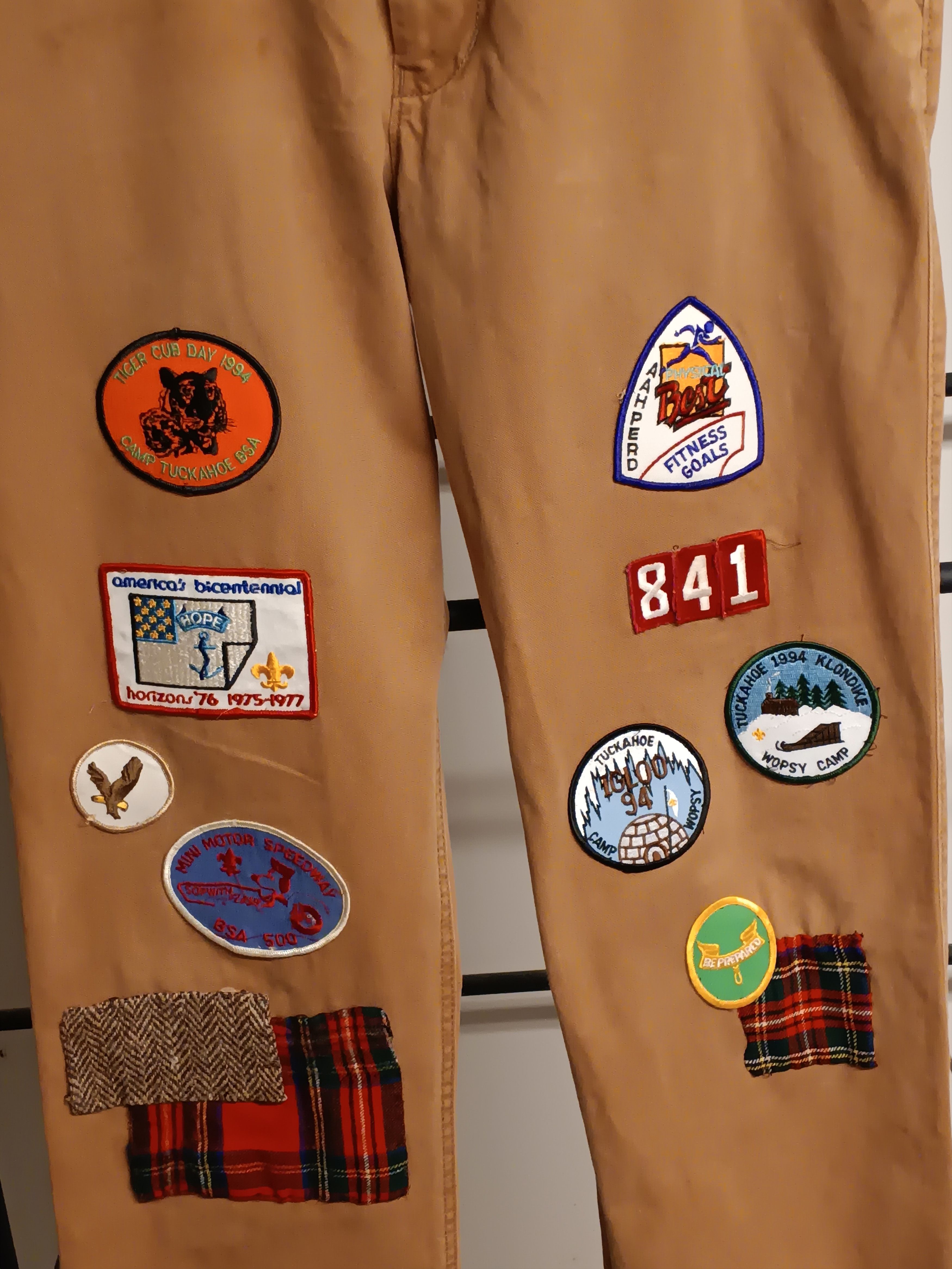 American Eagle Outfitters Custom Made American Eagle khakis 36x34 Read Discription ** Size US 36 / EU 52 - 10 Thumbnail