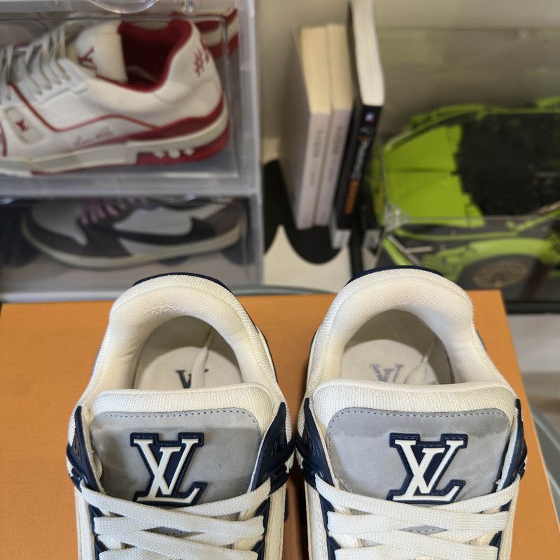 Louis Vuitton Louis Vuitton Blue and White Trainer Sneakers -2508 Size US 8 / EU 41 - 8 Thumbnail