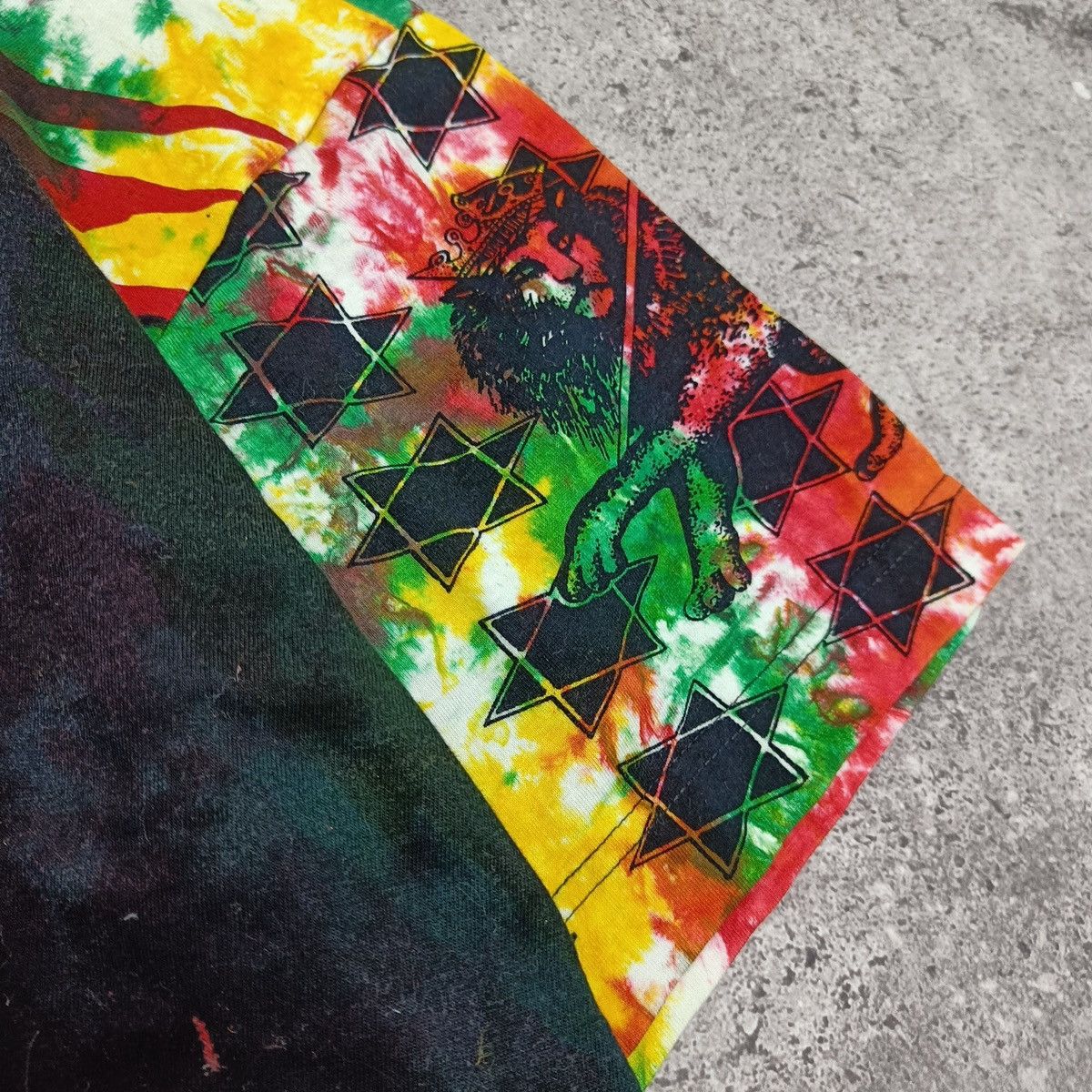 Bob Marley Vintage 90s Bob Marley AOP tee rasta Piece reggie y2k rare Size US XL / EU 56 / 4 - 6 Thumbnail