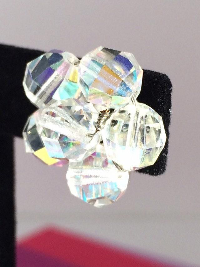 Designer Vintage Aurora Borealis Crystal Cluster Earrings- Unsigned Size ONE SIZE - 7 Thumbnail