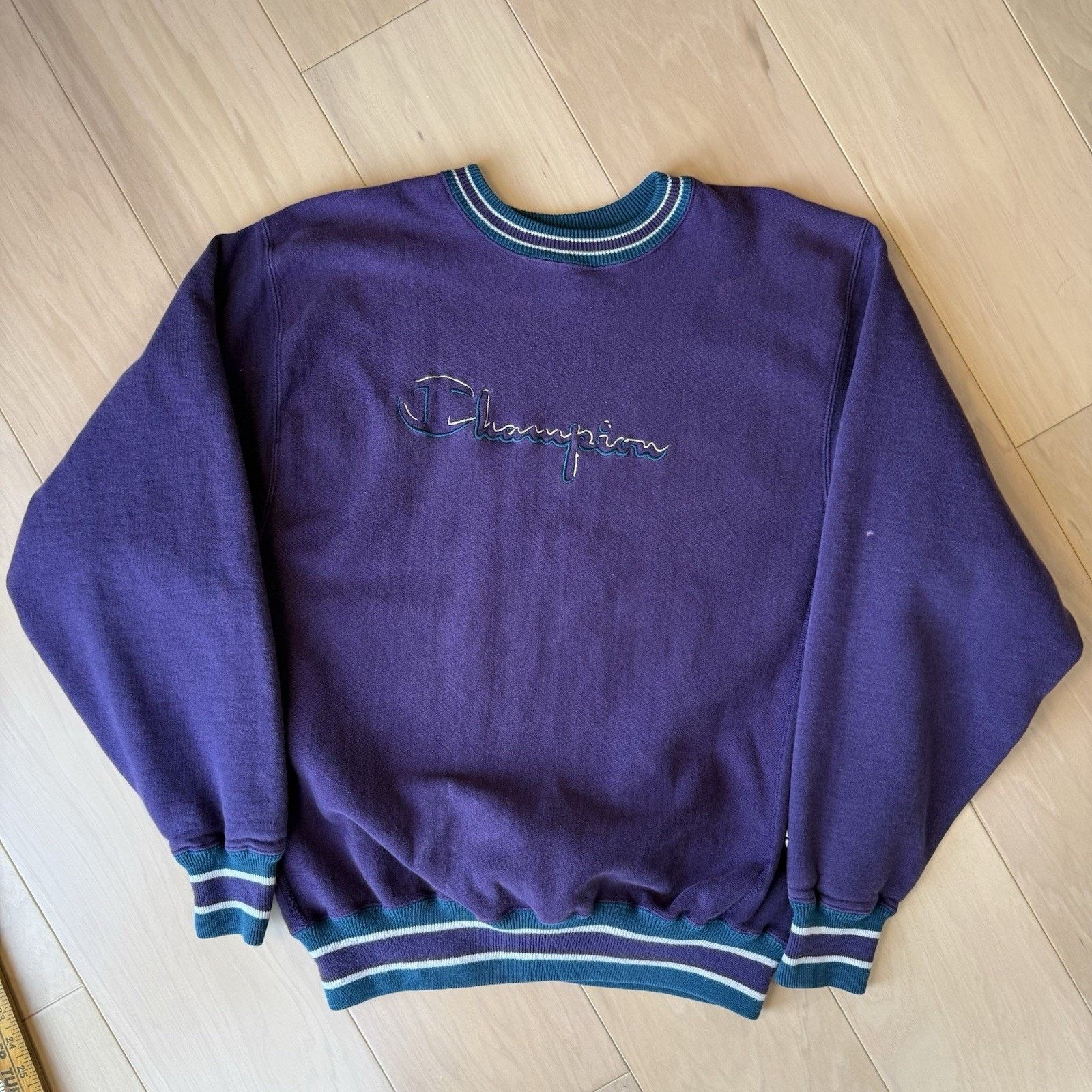 Champion Vintage Champion Reverse Weave Sweatshirt XL Purple 90s Size US XL / EU 56 / 4 - 2 Thumbnail