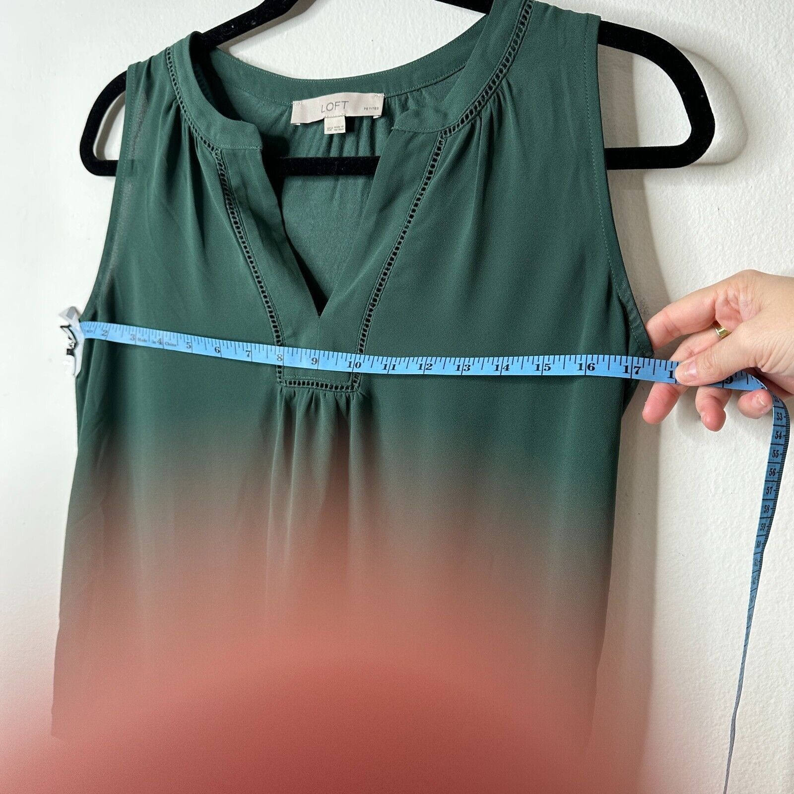 Loft Loft Sage Green Split V-Neck Sleeveless Tank Blouse XS Size XS / US 0-2 / IT 36-38 - 8 Thumbnail