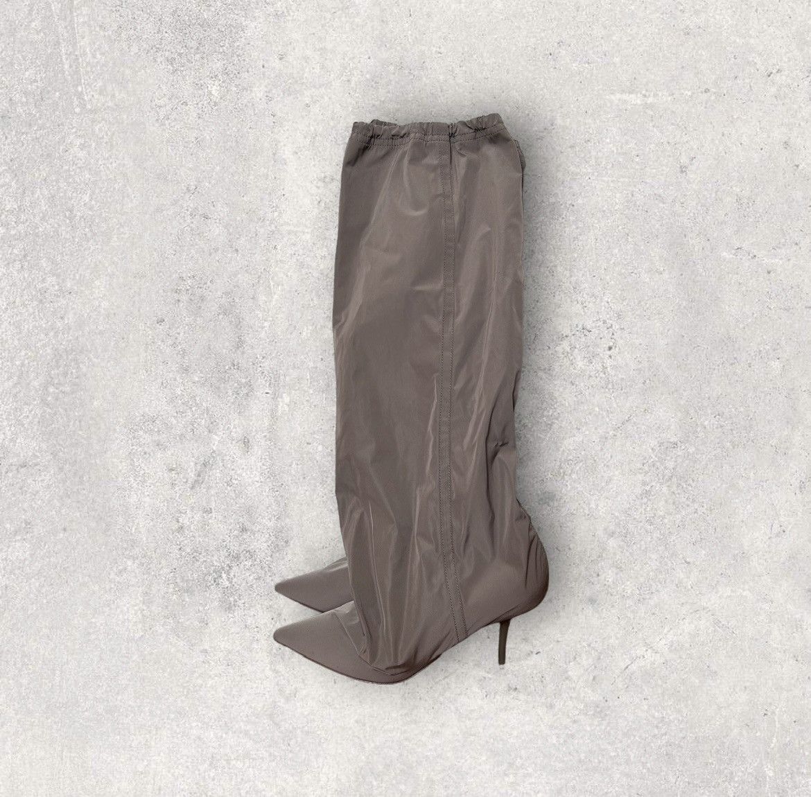 Yeezy Yeezy Boots Size US 10 / IT 40 - 1 Thumbnail