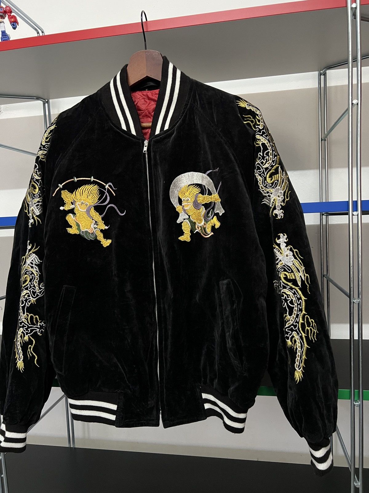 Japanese Brand Velvet Sukajan Souvenir Jacket 80s Fujin Raijin Embroidery Size US M / EU 48-50 / 2 - 4 Thumbnail