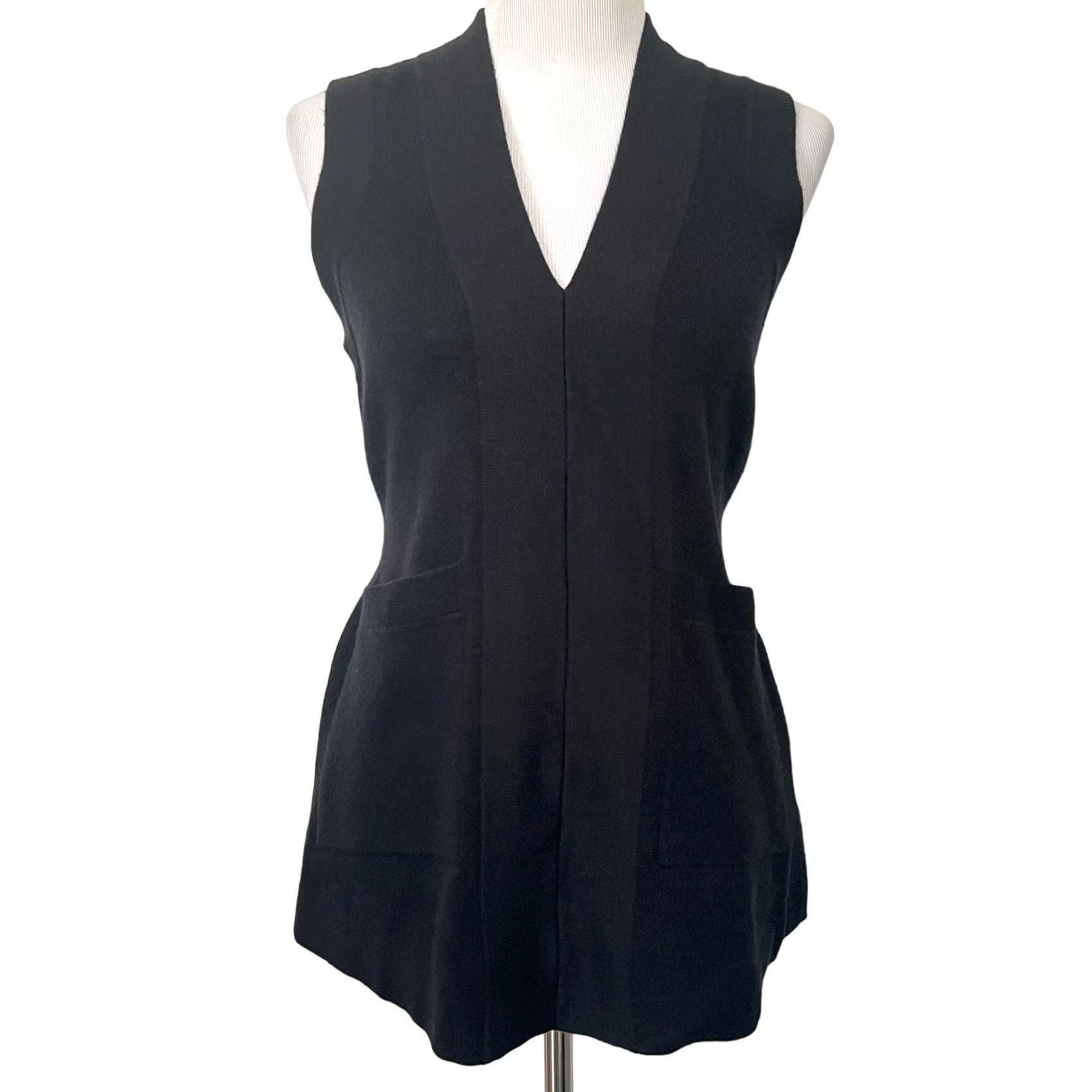 Anthropologie Anthropologie Vest Sweater Belted V-Neck Sleeveless Pockets Women’s XS Black Belted V-Neck Vest Women’s XS Black Size XS / US 0-2 / IT 36-38 - 2 Thumbnail