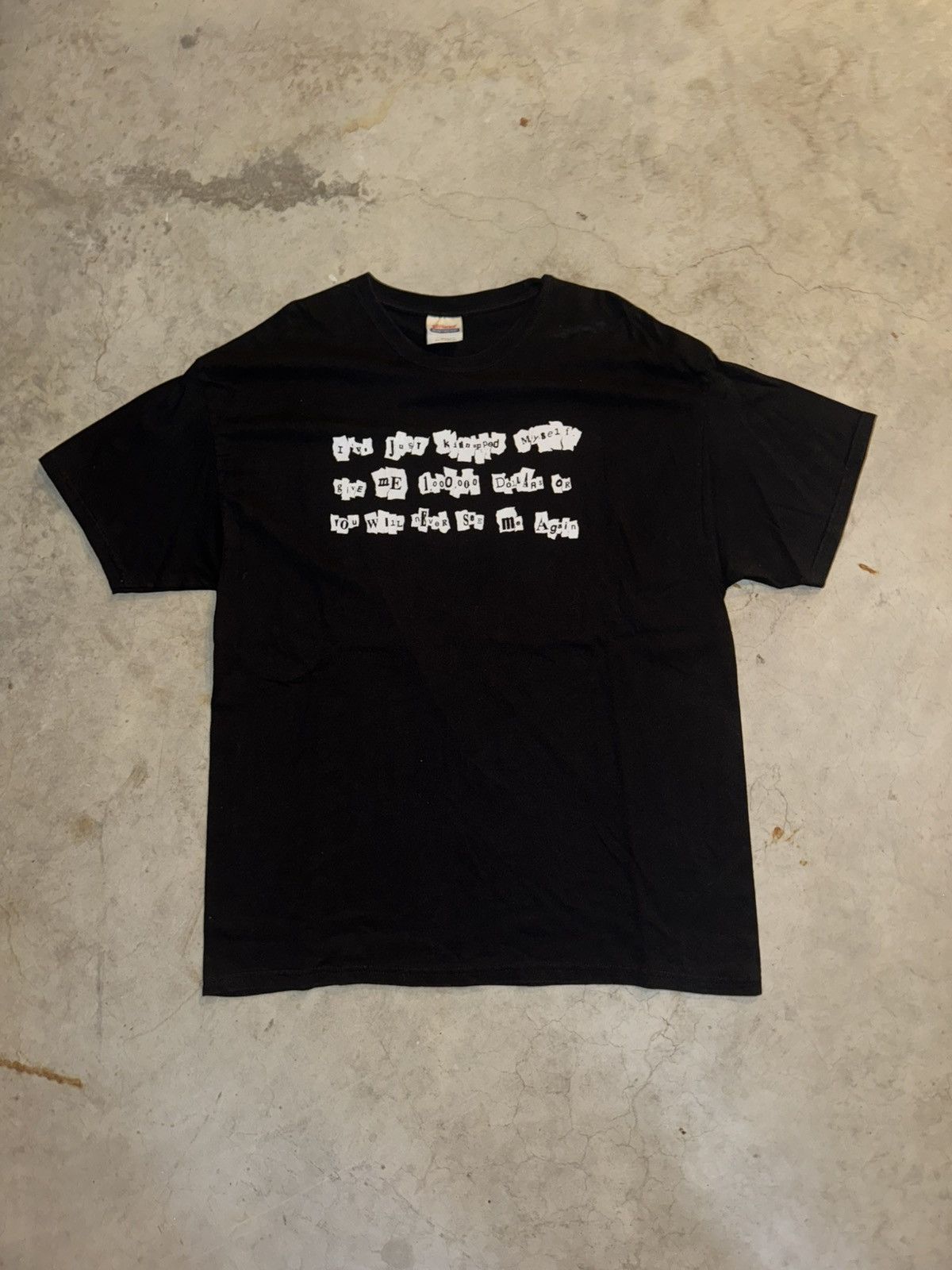 Hanes Vintage 90s Funny ‘Kidnapped' Ransom Quote Tee RARE Size US XL / EU 56 / 4 - 1 Thumbnail