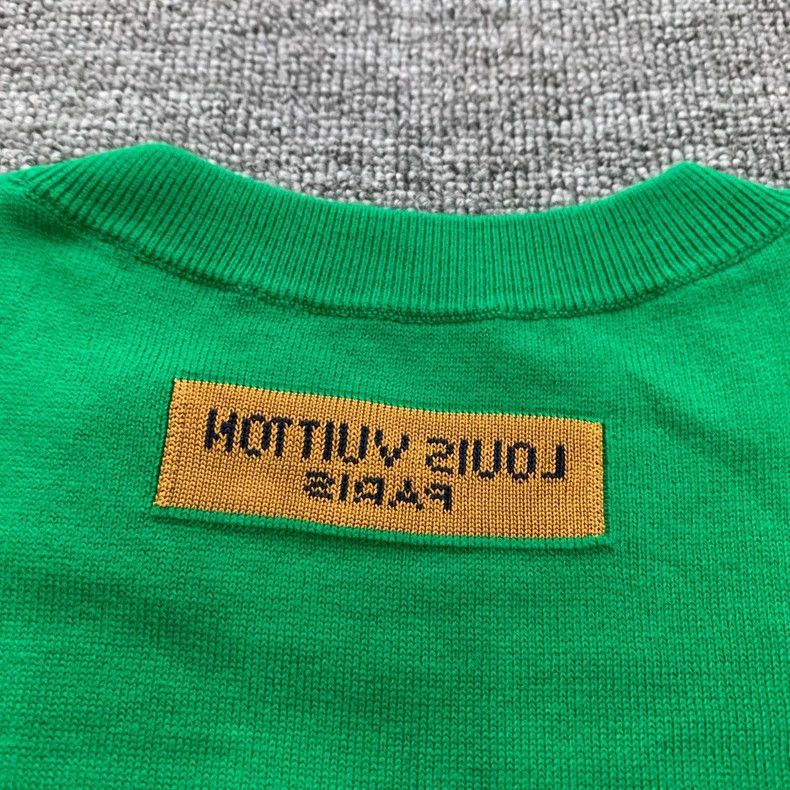 Louis Vuitton LOUIS VUITTON Green slogan knit short sleeves Size US S / EU 44-46 / 1 - 9 Thumbnail