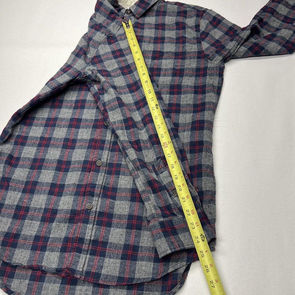 On The Byas On The Byas Flannel Shirt Grey Button Up Plaid Longer Length Size US M / EU 48-50 / 2 - 15 Thumbnail
