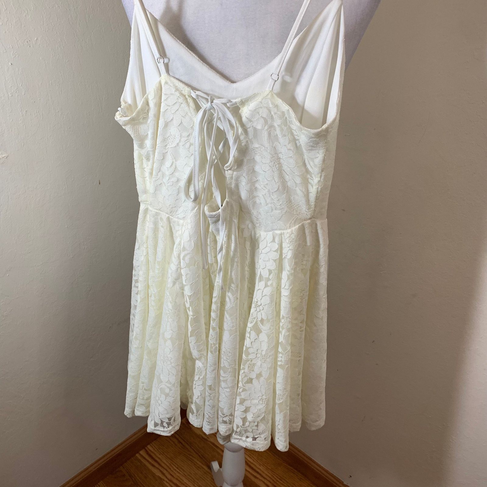 Other White lace dress size S Size S / US 4 / IT 40 - 4 Thumbnail