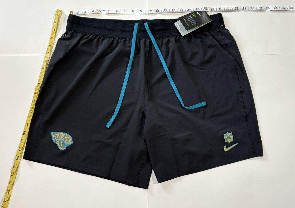 Nike Nike Flex Rep Dri-Fit NFL Jacksonville Jaguars Shorts XXL Size US 44 / EU 60 - 14 Thumbnail
