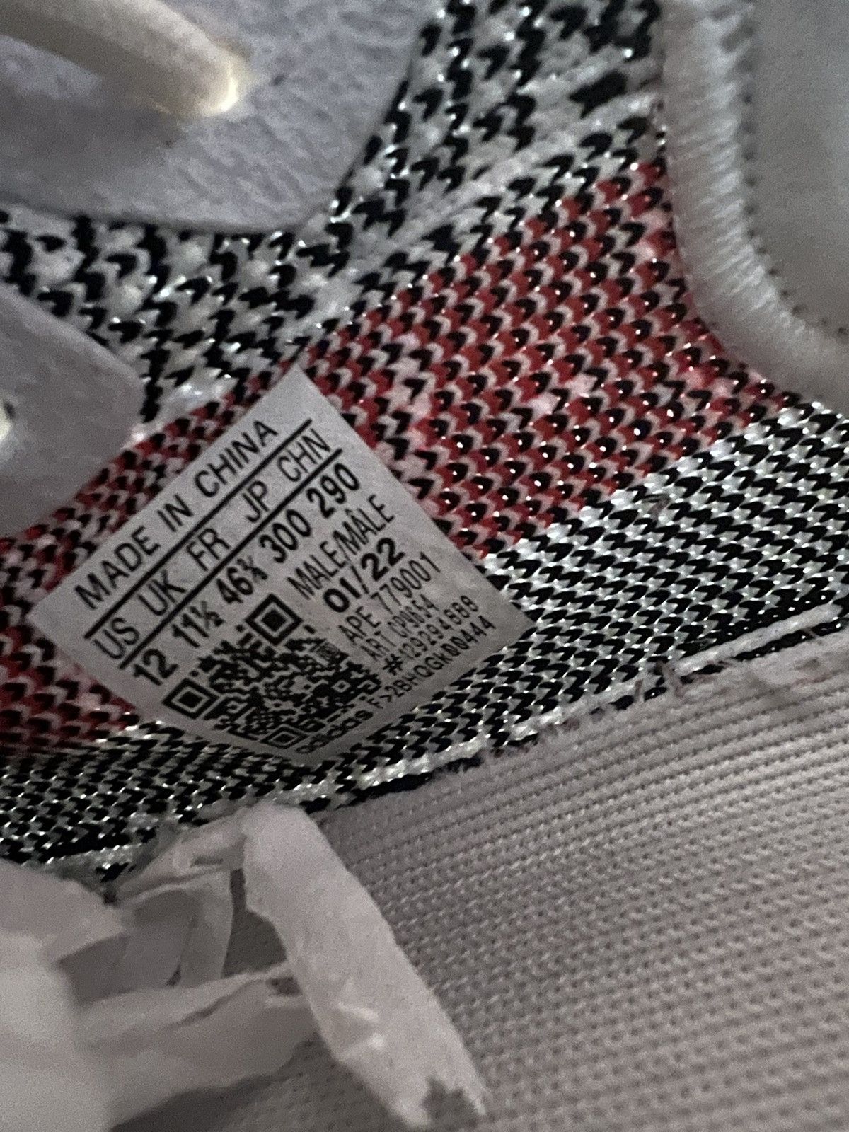 Yeezy Yeezy Boost 350 V2 Size US 12 / EU 45 - 3 Thumbnail