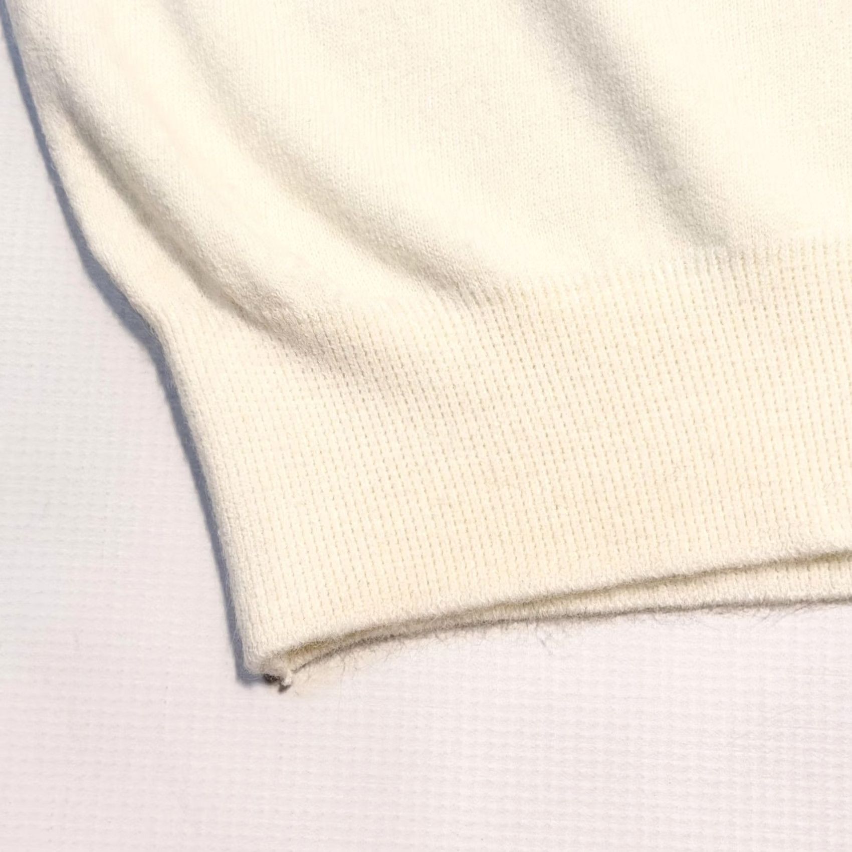 Vintage Aureus Sweater Mens XL Ivory Neck Cream Embroidered Golf Crest Knit Pullover Adult Size US XL / EU 56 / 4 - 5 Thumbnail