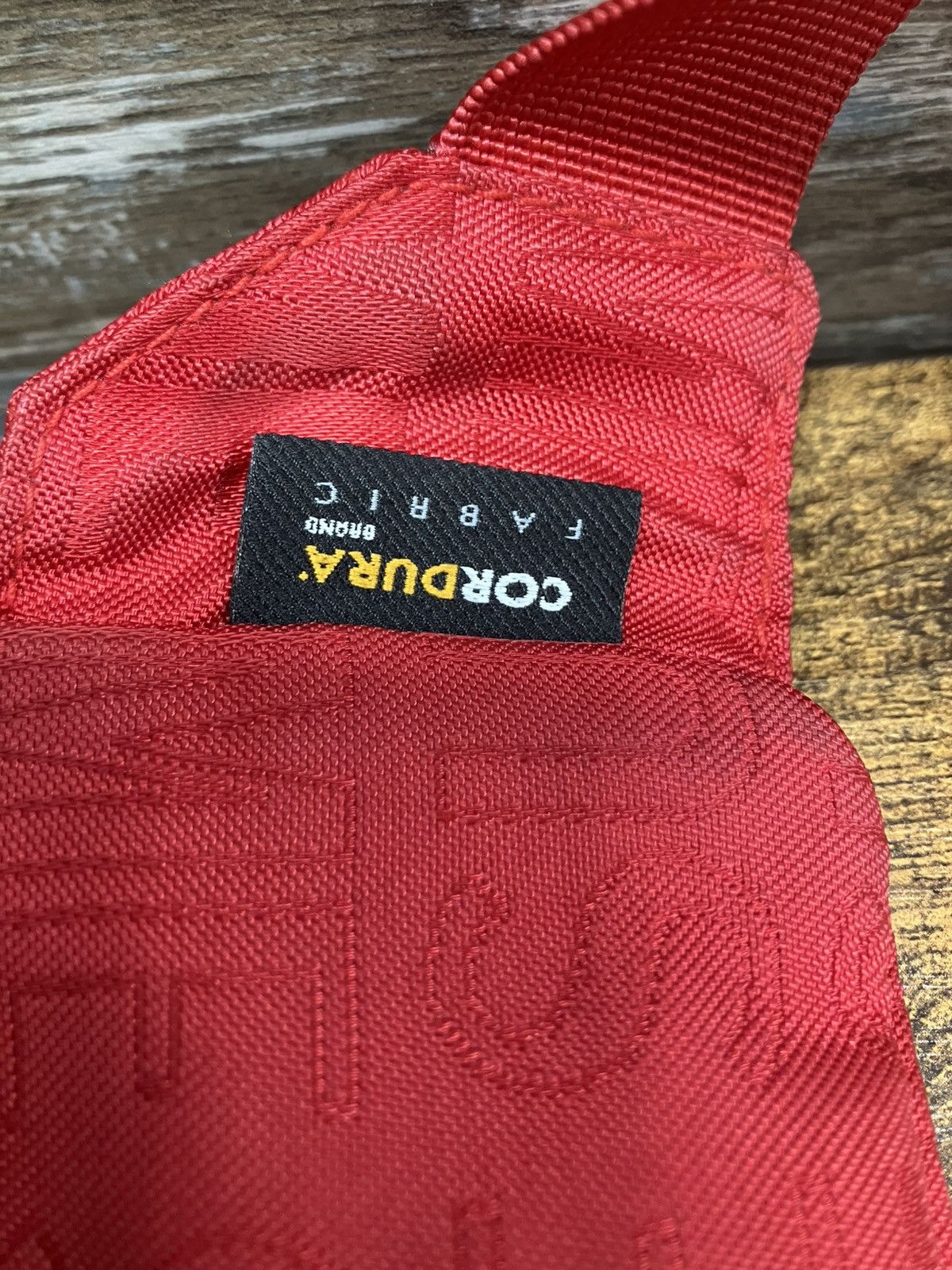 OS-Supreme SS19 red waist Bag