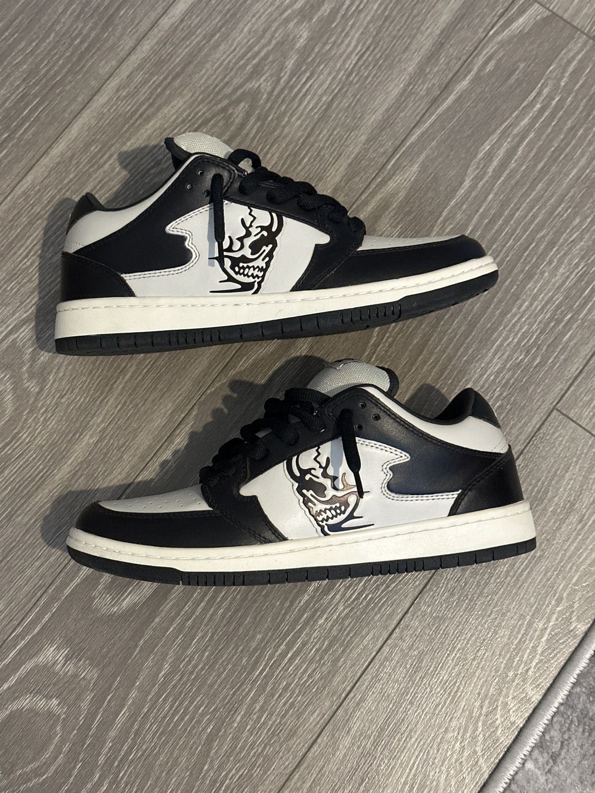 Warren Lotas The Reaper - Bone Size US 9.5 / EU 42-43 - 1 Thumbnail