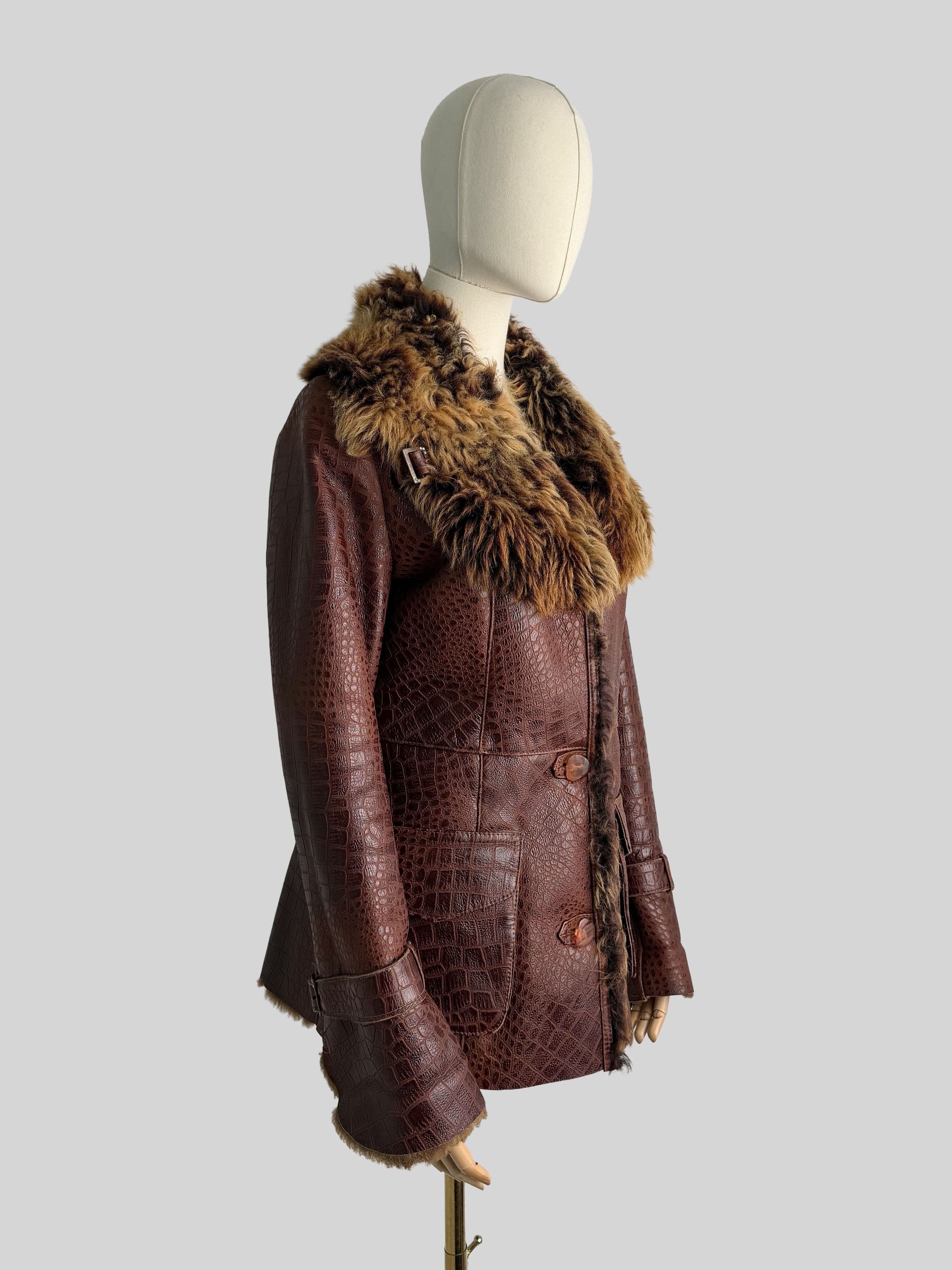 Vintage Vintage Brown Embossed Leather Shearling Y2K Jacket Size M / US 6-8 / IT 42-44 - 2 Thumbnail
