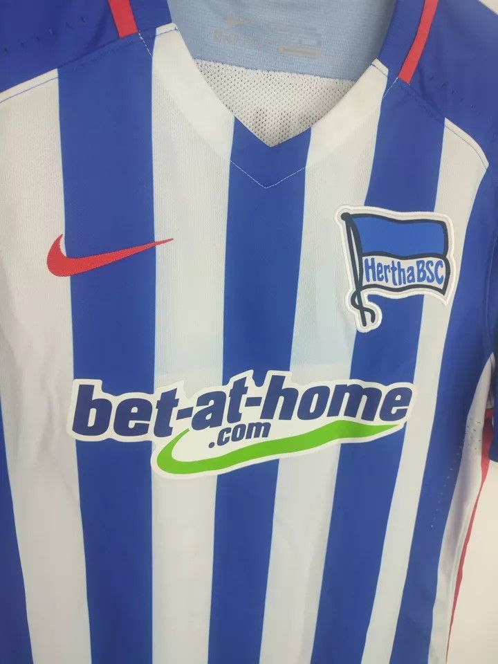 Nike HERTHA BSC BERLIN 2015/16 HOME #10 BEN-HATIRA matchworn Size US L / EU 52-54 / 3 - 4 Thumbnail