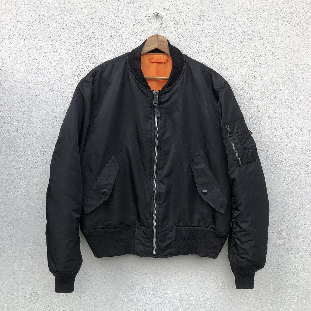 Alpha Industries Vintage MA-1 (USAF) Flyer's Intermediate Bomber Jacket Size US M / EU 48-50 / 2 - 4 Thumbnail