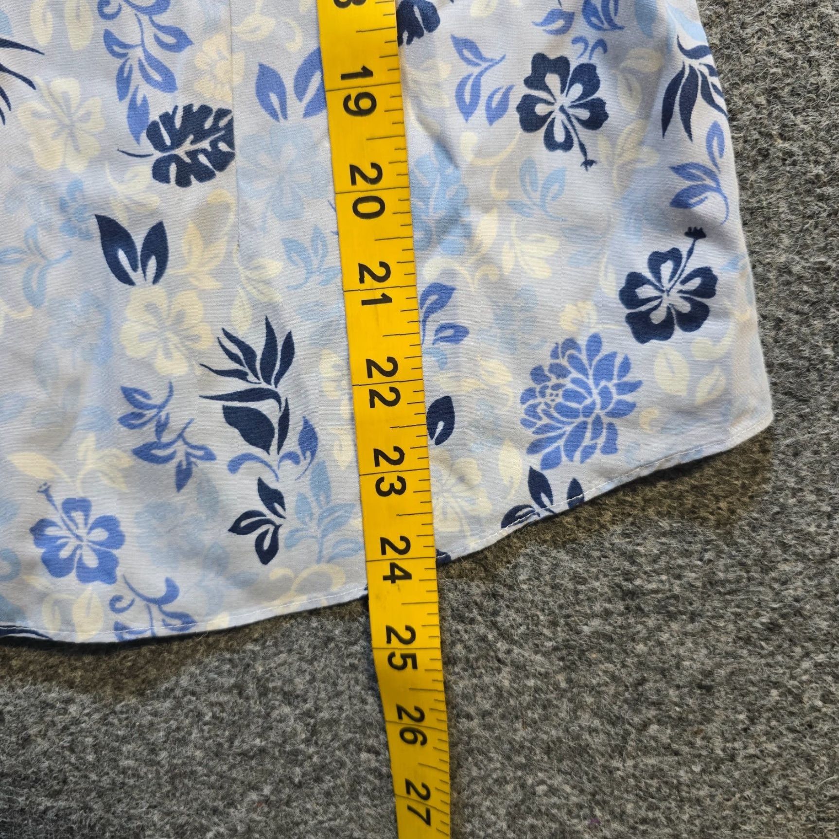 Brooks Brothers Brooks Brothers Top Womens Size 6 White Blue Floral Aloha Tropcial Button Casual Shirt Size M / US 6-8 / IT 42-44 - 6 Thumbnail