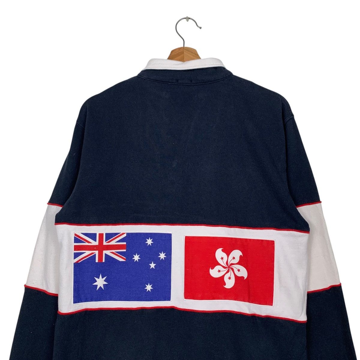 Vintage JOHN GALT CALIFORNIA Flags Logo Sweatshirt #2841-C128 Size US M / EU 48-50 / 2 - 14 Thumbnail