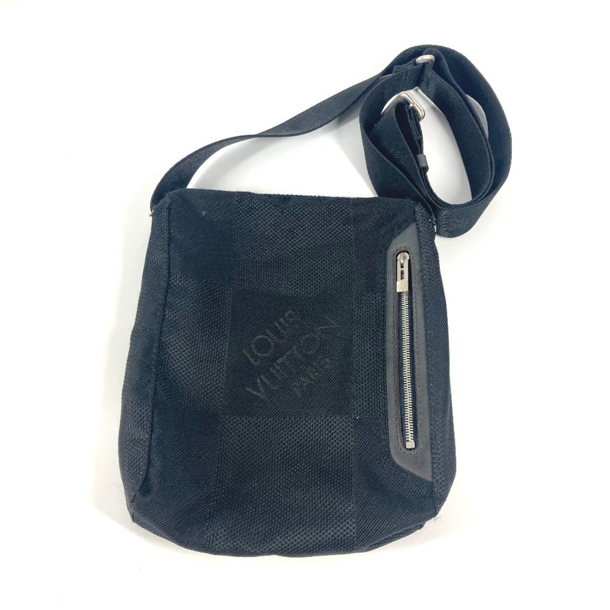 Louis Vuitton M93223 Damier Geant Citadan Nm Crossbody Bag Pochette Shoulder Canvas Men's Women's Noir Black