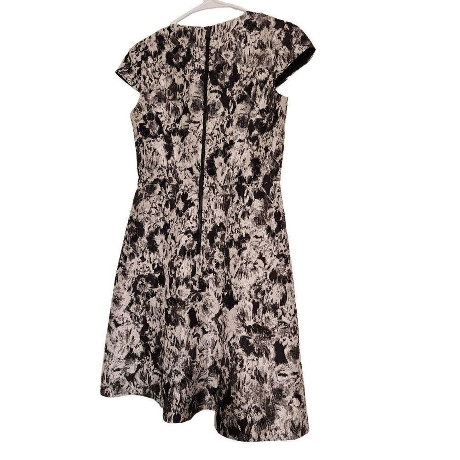 Vince Camuto Vince Camuto dress 2 black and grayish white Size XS / US 0-2 / IT 36-38 - 9 Thumbnail