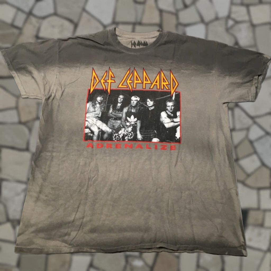 Doublet VINTAGE Def Leppard Adrenalize Tour Band T Mens M DOUBLE SIDED Short Sleeve Crew Neck Gray Cotton T-Shirt Men Bagde? Size US M / EU 48-50 / 2 - 1 Thumbnail