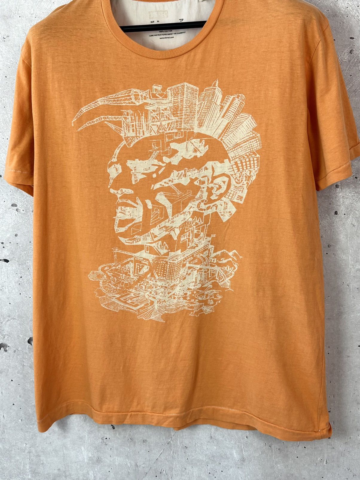 Diesel Vintage Diesel Printed Orange T-shirt Size US L / EU 52-54 / 3 - 3 Thumbnail