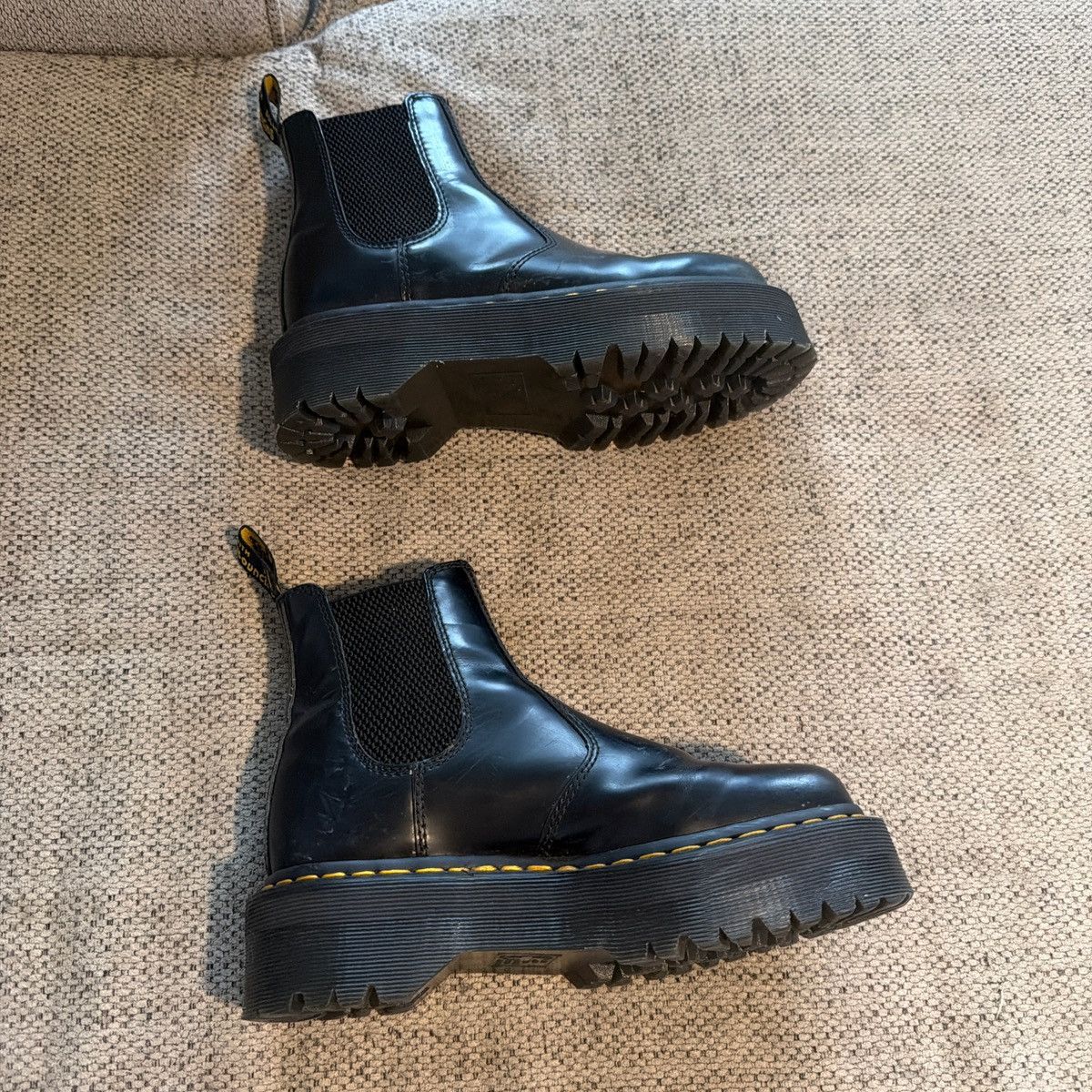 Dr. Martens Black Dr. Martens 2976 Platform Chelsea boots - Leather Size US 7 / IT 37 - 3 Thumbnail