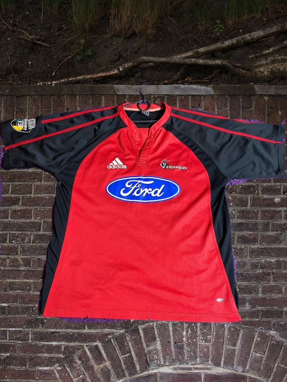 Adidas Vintage Adidas Big Graphic Logo Distressed 90’s tee Size US XL / EU 56 / 4 - 1 Thumbnail