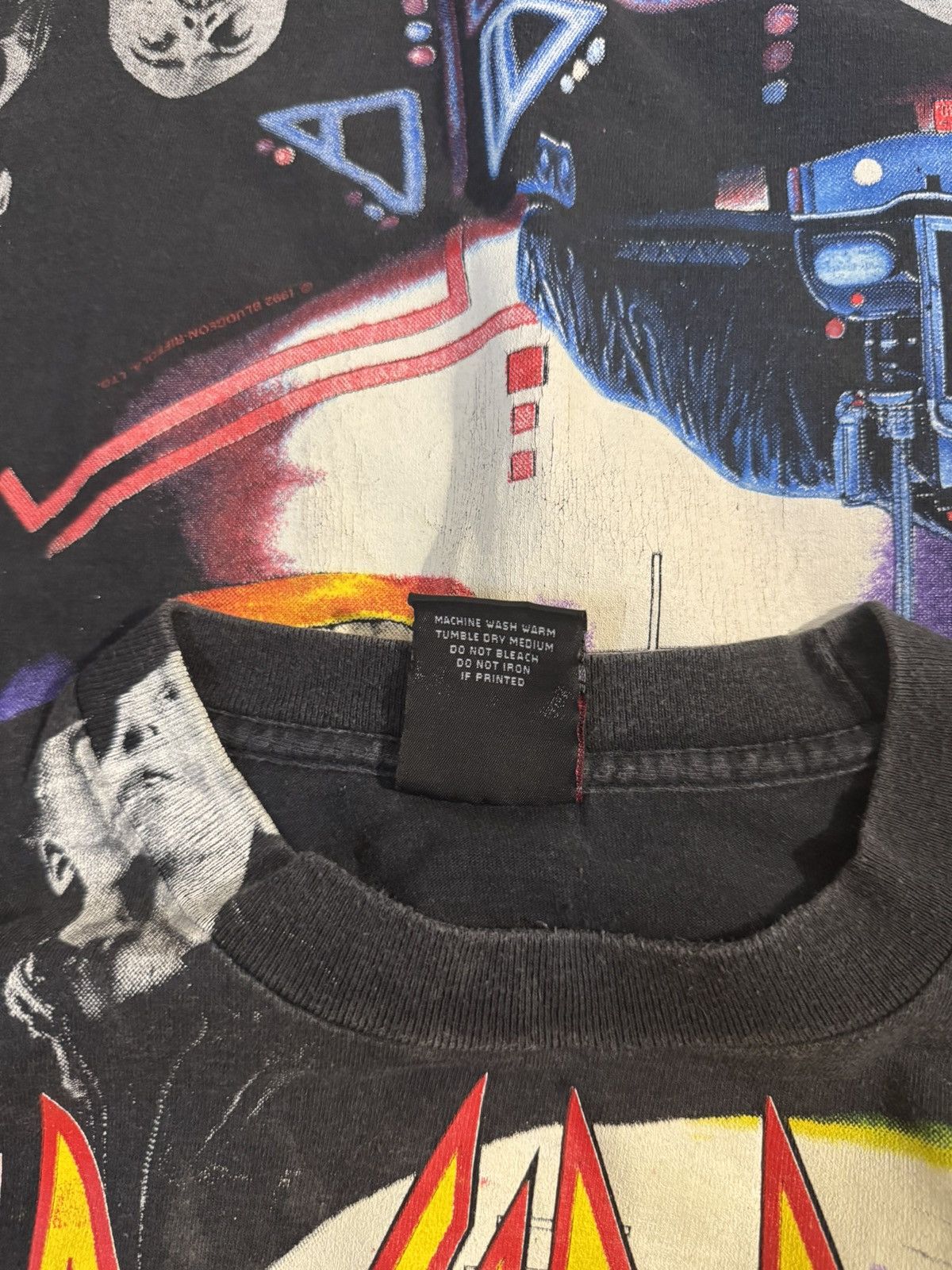 Band Tees Vintage Def Leppard 1992 All Over Print SingleStitch T-shirt Size US L / EU 52-54 / 3 - 9 Thumbnail