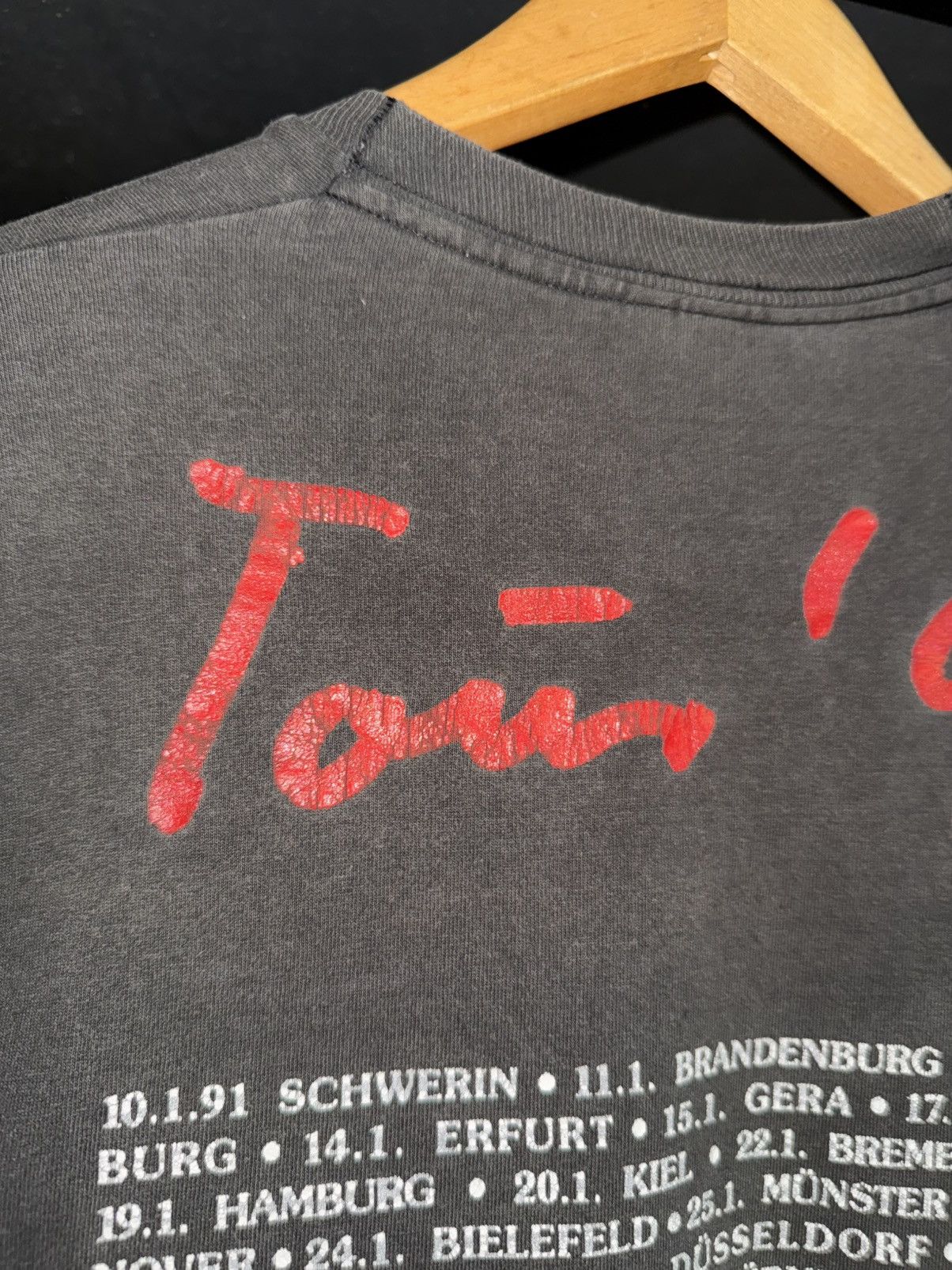 Band Tees Thrashed Vintage 90s BAP Germany Rock Band Tour Sun Faded T Size US L / EU 52-54 / 3 - 4 Thumbnail