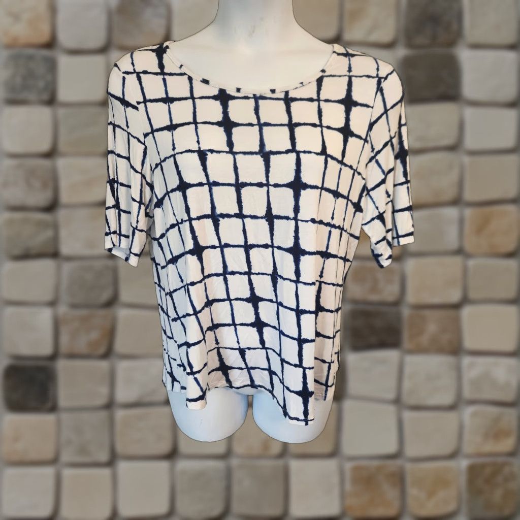Essentials Apt 9 Essentials White Blue Grid Print Short Sleeve T Shirt 2XL Womens Clothes Casual Shirt XS-3XL Size XXL / US 16-18 / IT 52-54 - 1 Thumbnail
