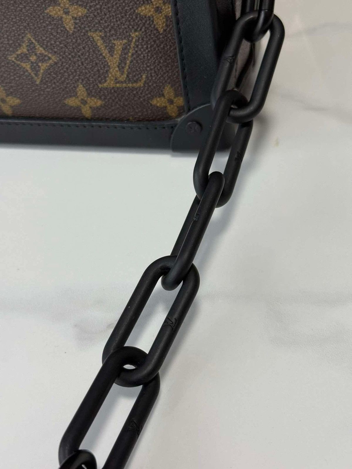 Louis Vuitton Louis Vuitton Soft Trunk Size ONE SIZE - 19 Thumbnail