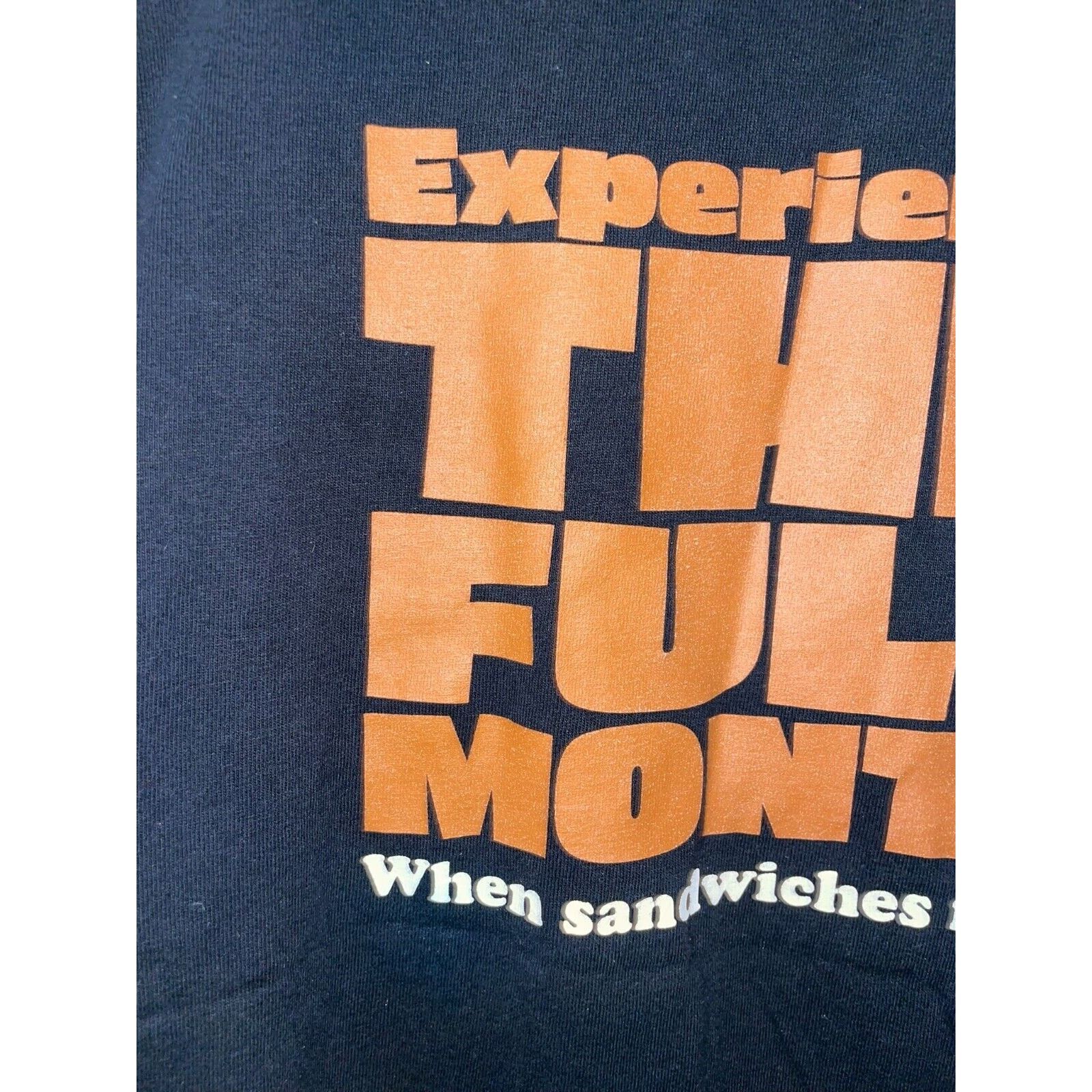 Gildan Bennigans Experience Shirt The Full Monte Cristo Sandwich XL Size US XL / EU 56 / 4 - 3 Thumbnail