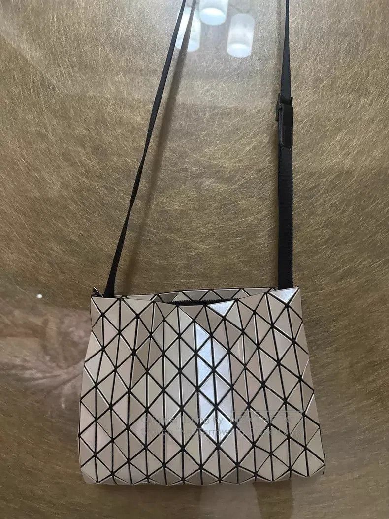 Issey Miyake Issey Miyake Rhombus Crossbody Bag Size ONE SIZE - 4 Thumbnail