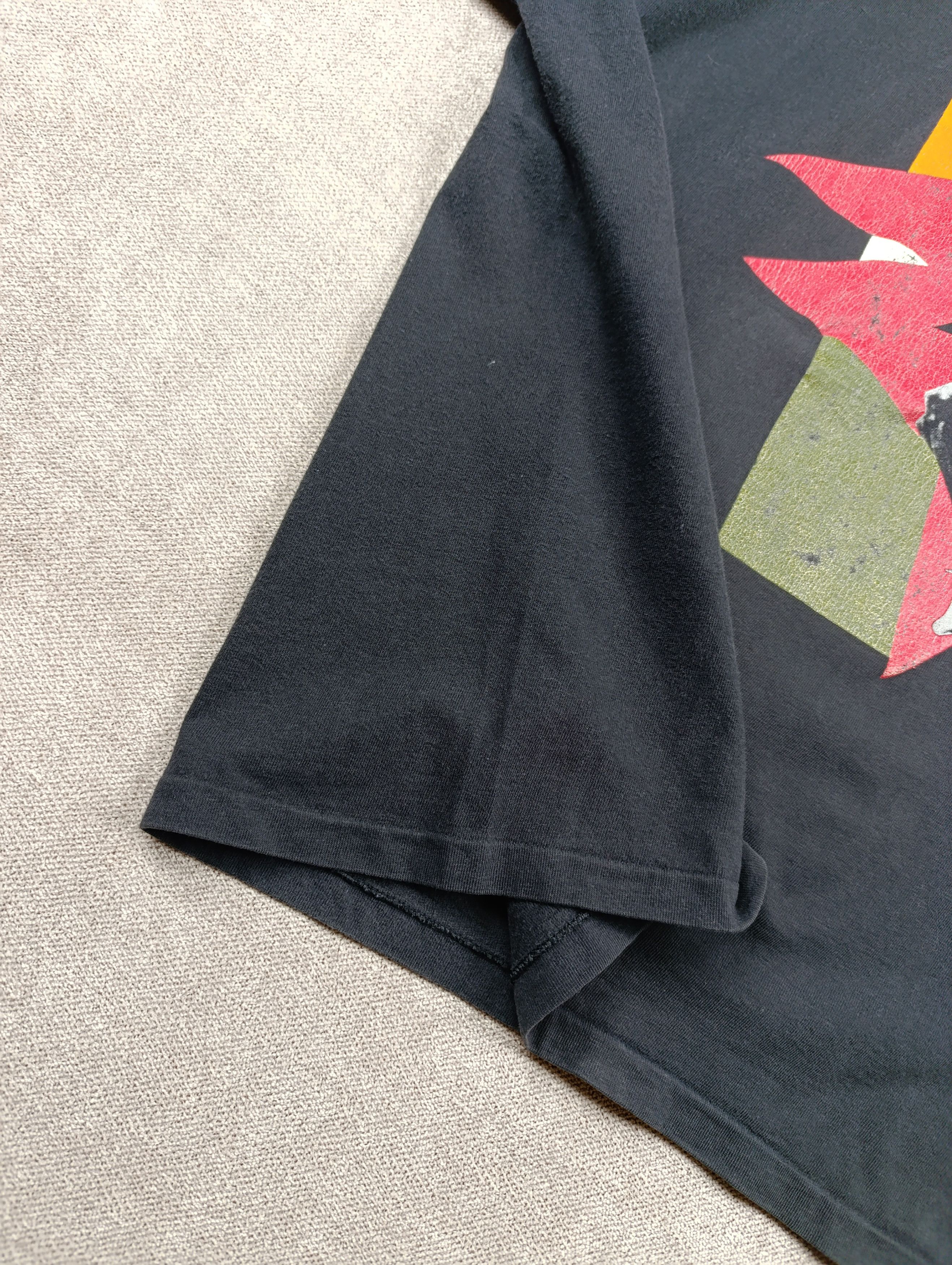 Jordan Brand VINTAGE 1990s MICHAEL JORDAN NIKE AIR BASKETBALL SHIRT USA Size US L / EU 52-54 / 3 - 12 Thumbnail