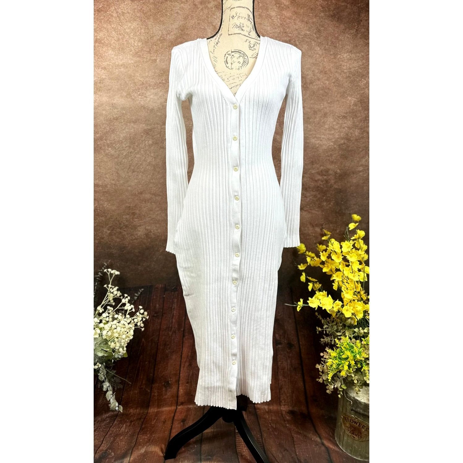 Other LITA By Ciara Rib Cardigan Button Front Midi Dress White M Size M / US 6-8 / IT 42-44 - 5 Thumbnail