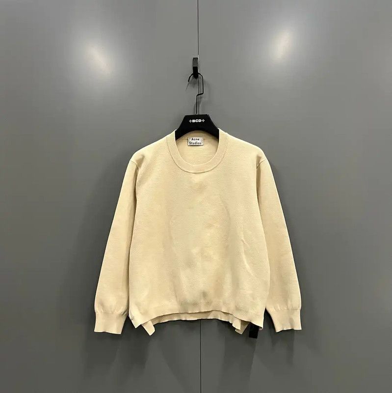 Acne Studios Acne Studios Cream Long Sleeve Sweatshirt for Women Size XS / US 0-2 / IT 36-38 - 1 Thumbnail