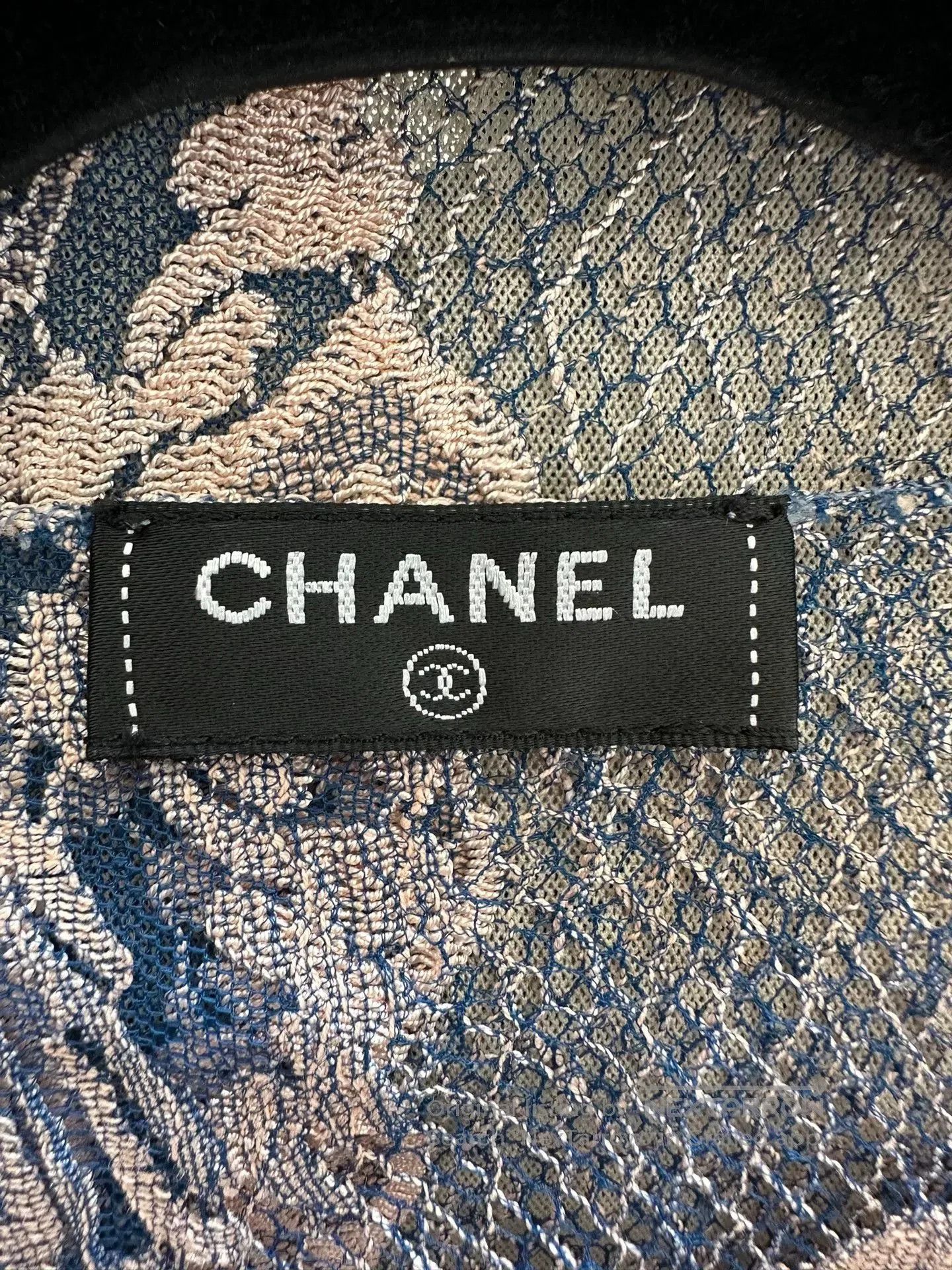 Chanel Chanel Petal Lace Short. Size S / US 4 / IT 40 - 6 Thumbnail