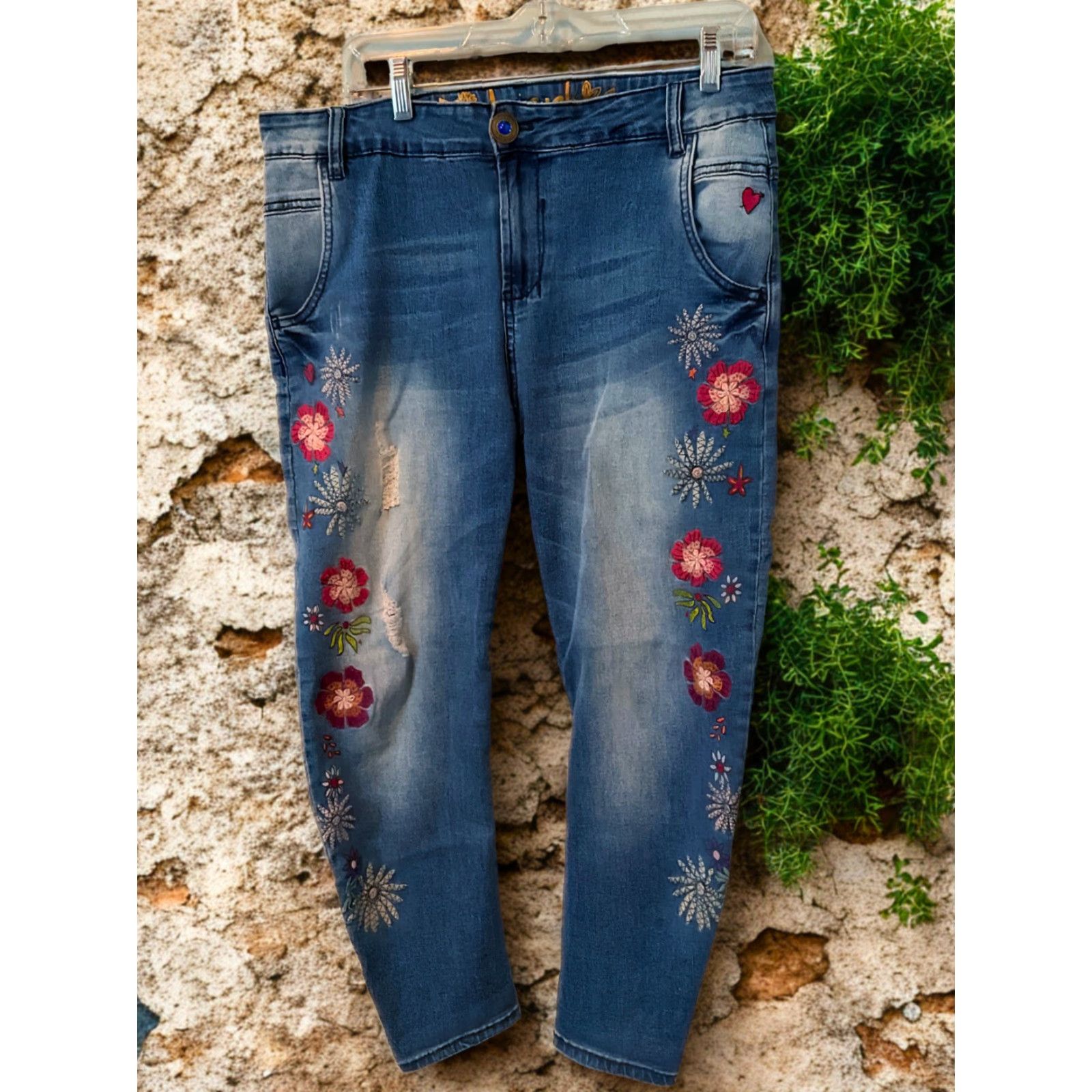 Desigual VINTAGE DESIGUAL Skinny Jeans 30 x 27 Womens Floral Embroidered Denim Blue 18SWDD59 Y2K Vibes Size 30" / US 8 / IT 44 - 2 Thumbnail