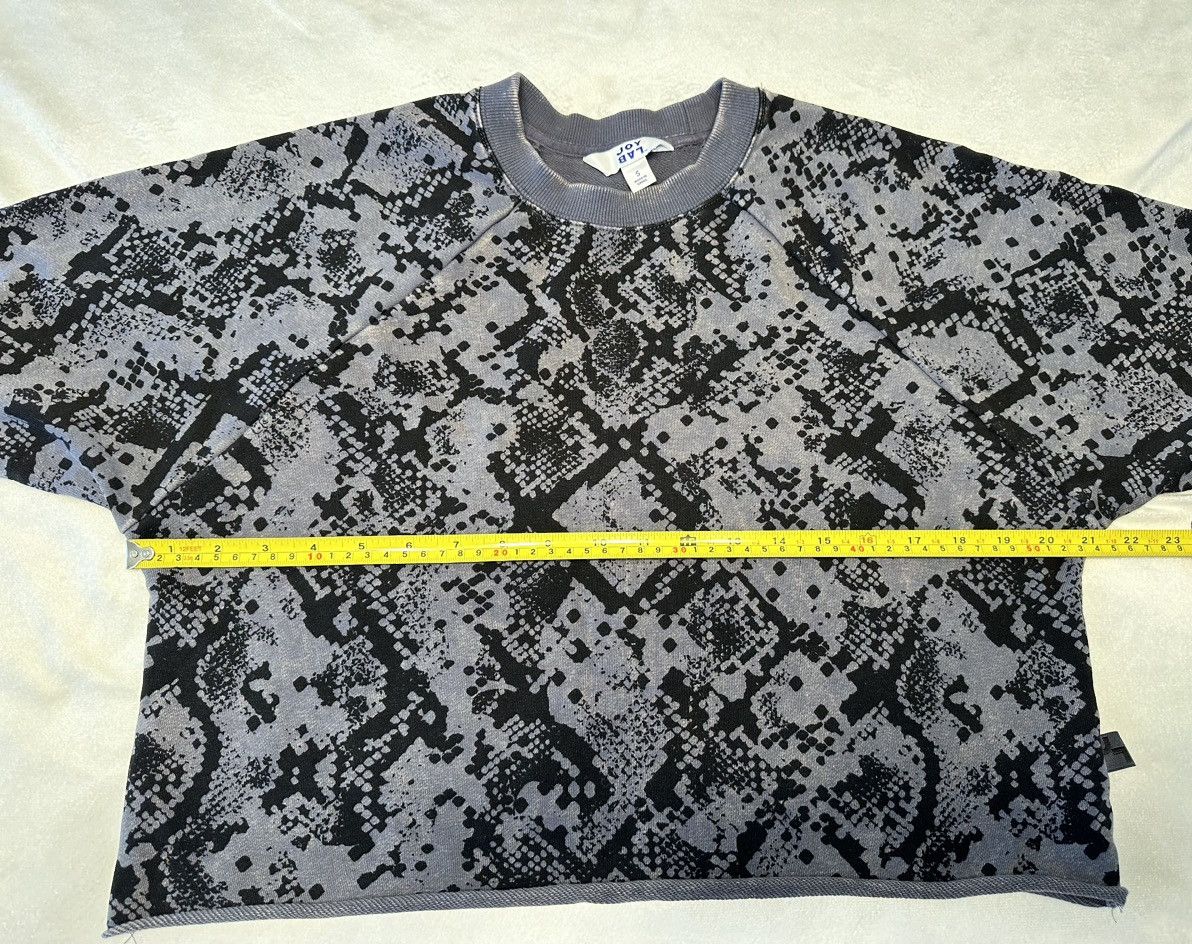 Other Joy Lab Black Snake Cropped Crew Neck Pullover Sweatshirt-SM Size S / US 4 / IT 40 - 4 Thumbnail