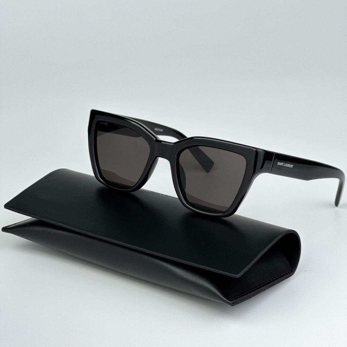 Saint Laurent Paris NEW Saint Laurent SL641 001 Black Cat Eye Unisex Sunglasses Size ONE SIZE - 2 Thumbnail