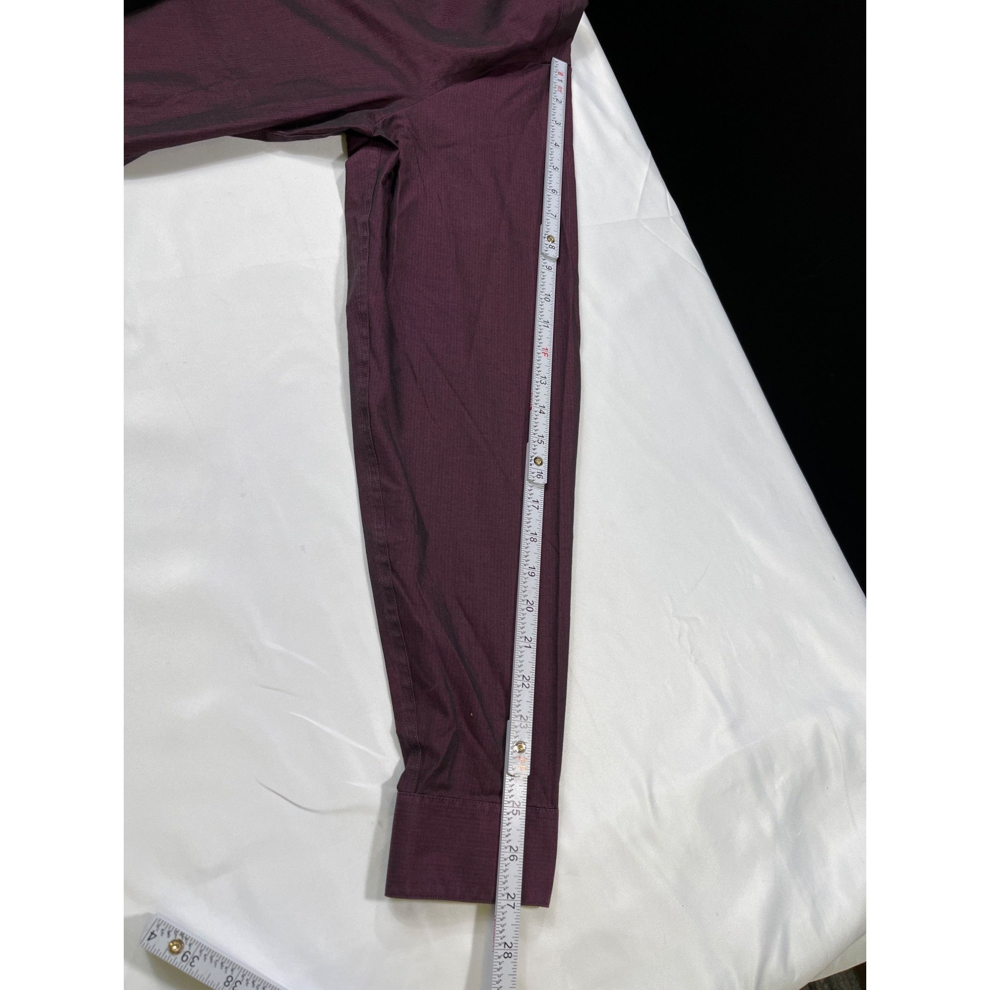 Calvin Klein Calvin Klein SKU 7661 Mens Burgundy Long Sleeve Button Up Sh Size US XL / EU 56 / 4 - 8 Thumbnail