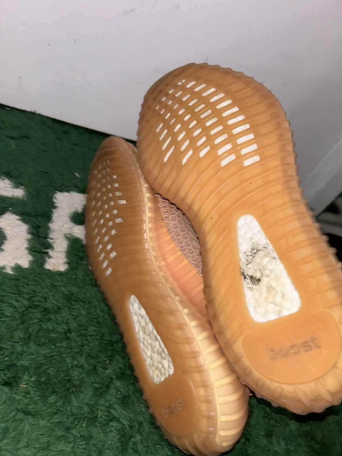 Adidas Size 10.5 - adidas Yeezy Boost 350 V2 Clay preowned With Box Size US 10.5 / EU 43-44 - 7 Thumbnail