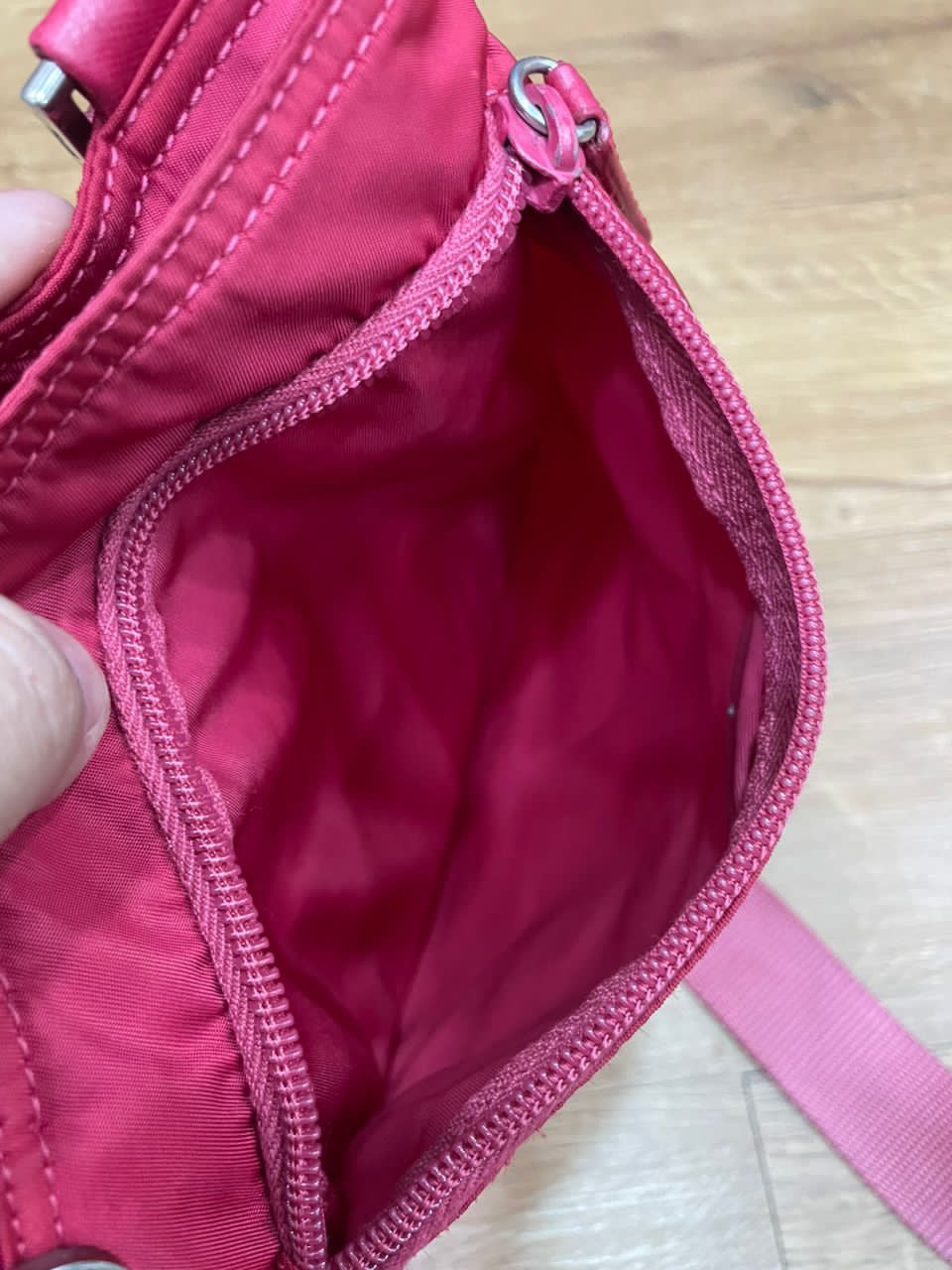 Prada Authentic Prada Tessuto Nyalon Crossbody Sling Bag Size ONE SIZE - 10 Thumbnail