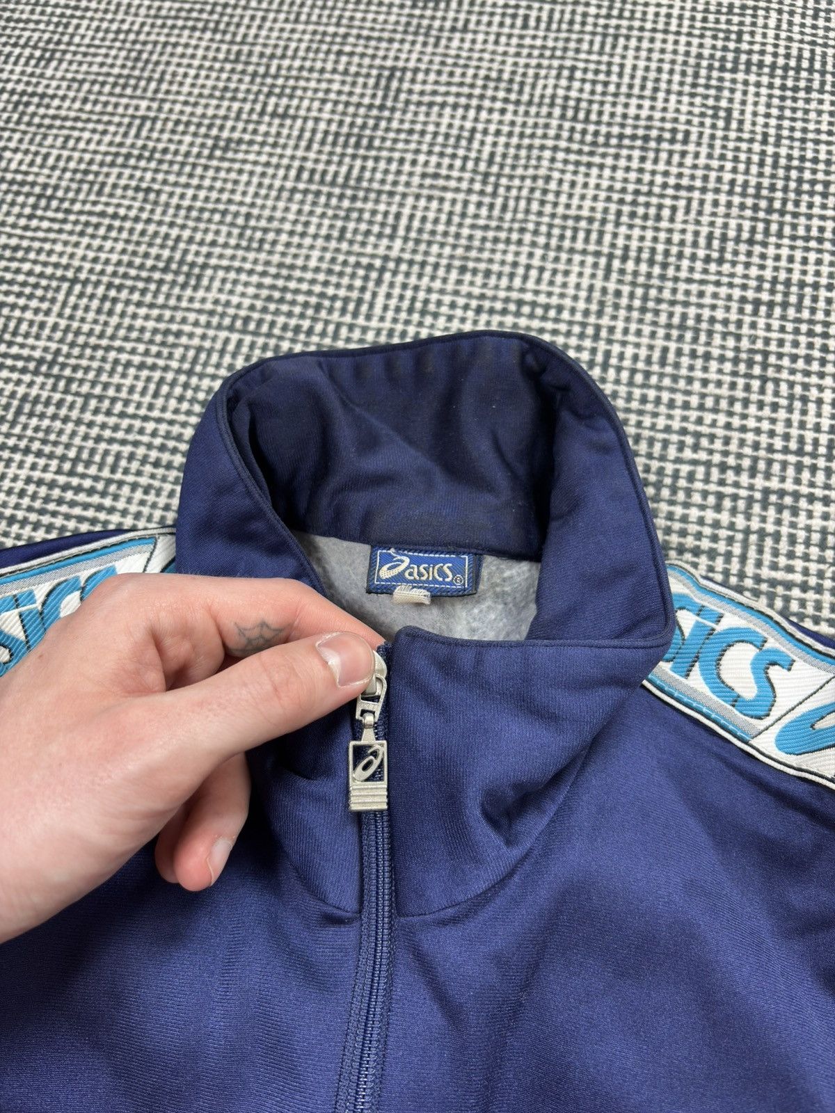 Asics 80s Asics tape logo zip sweatshirt track jacket Japanese Size US S / EU 44-46 / 1 - 4 Thumbnail