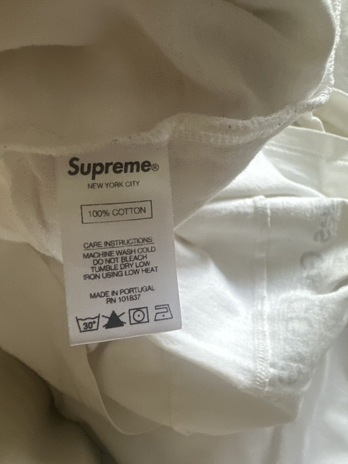 Comme des Garcons SHIRT × Supreme Supreme CDG Split Box Logo Tee Size US M / EU 48-50 / 2 - 5 Thumbnail