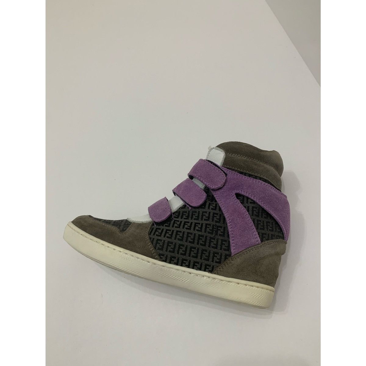 Fendi FENDI KIDS SAMPLE LEATHER WEDGE SNEAKERS Size US 4 / IT 34 - 5 Thumbnail