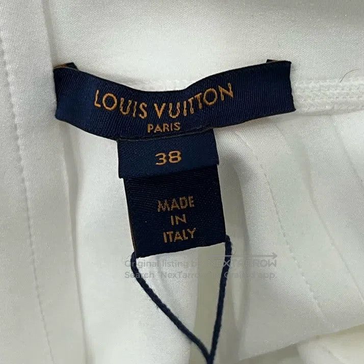 Louis Vuitton Louis Vuitton Labeled hem logo presbyopic stand neck short Size XS / US 0-2 / IT 36-38 - 5 Thumbnail