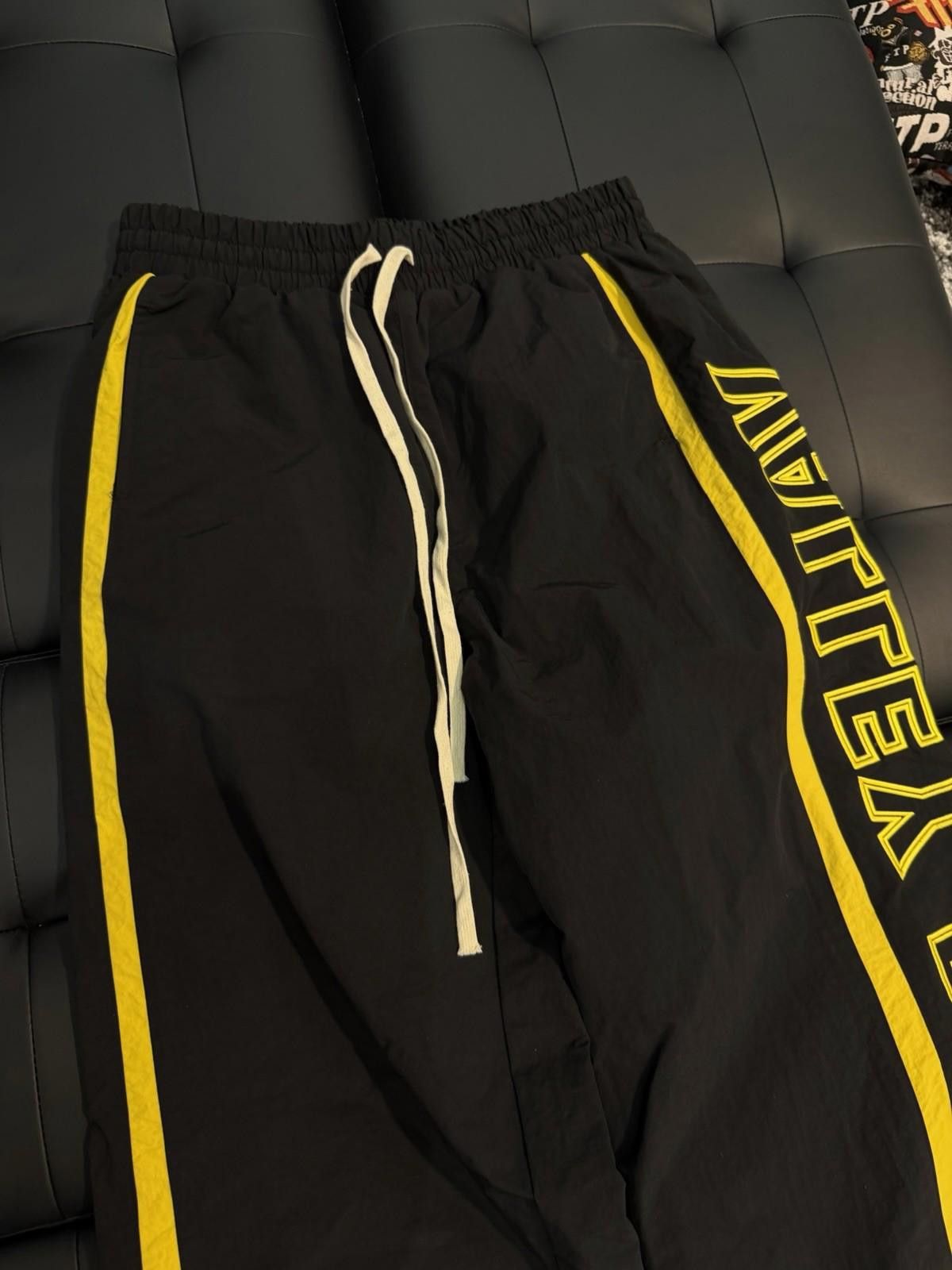 Other Valley Track Black Yellow Drawstring Sweatpants Size Small Size US 30 / EU 46 - 6 Thumbnail